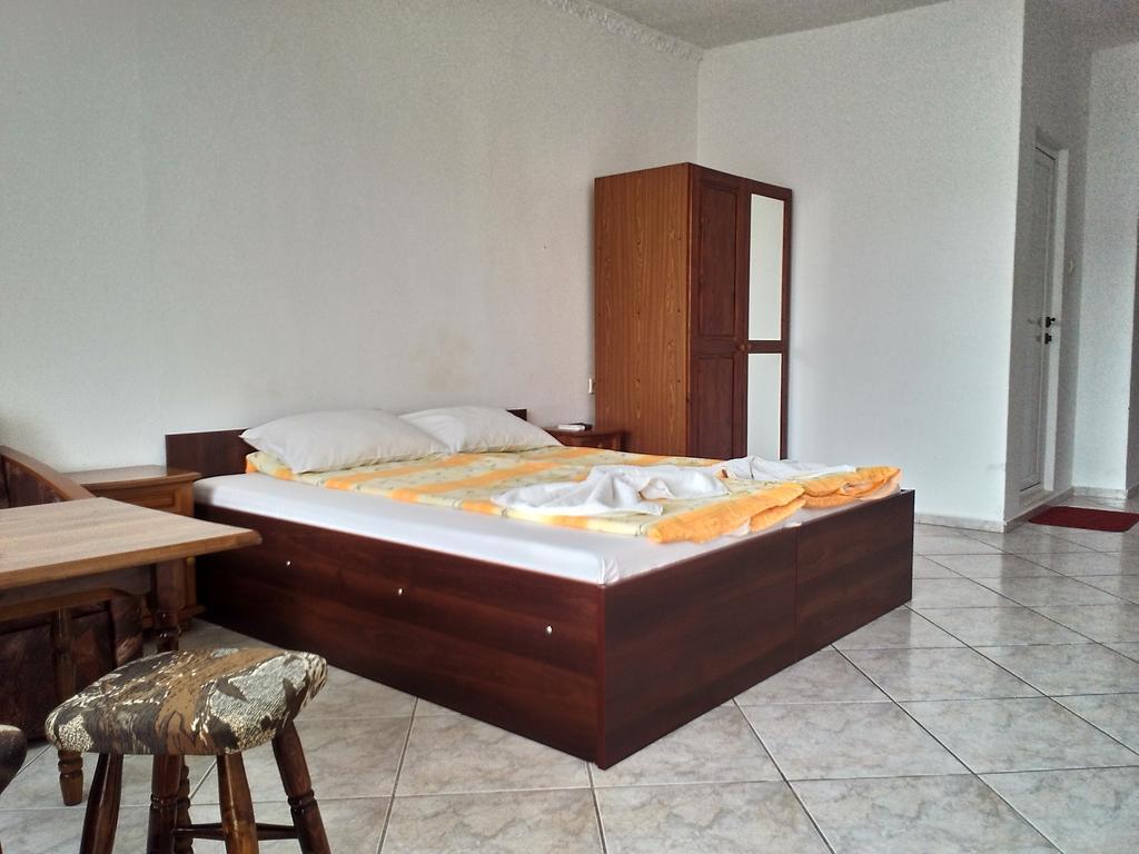 Guest House Diamant Sozopol Quarto foto